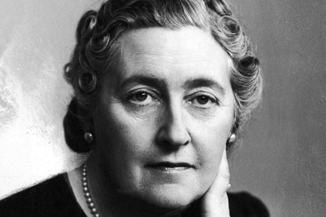 Agatha Christie - Kimdir, Kitapları, Filmler ve Ortadan Kayboluşu - Bibaktım