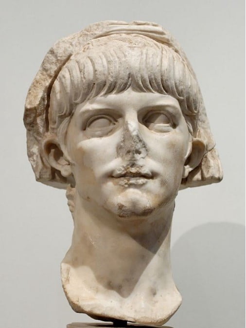 Genç Neron Heykeli (1st century CE) | Roman artwork, Public Domain (Photograph by Jastrow)