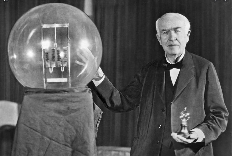 Thomas Edison, ampulün mucidi.