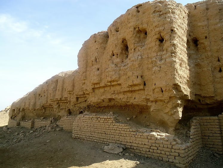 Kiş Şehri - Ziggurat
