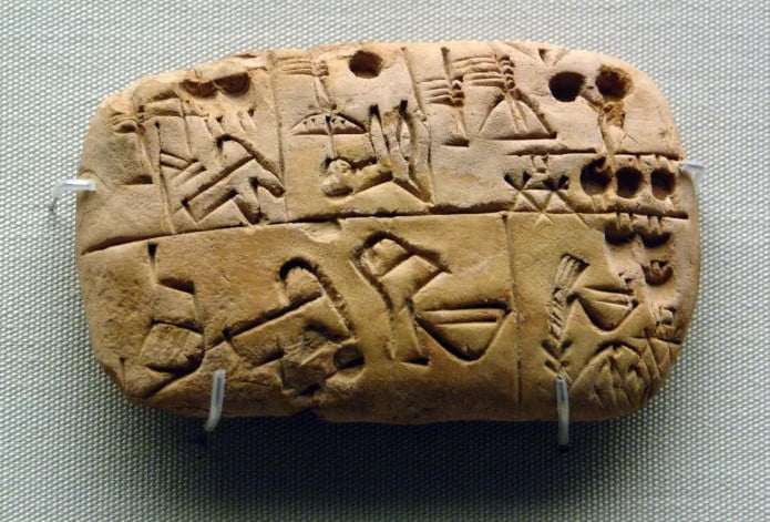 Mezopotamya'dan gıda kaynaklarının bir kaydını oluşturmak için piktograf kullanan bir yazı örneği.