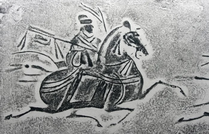 Han Hanedanlığı döneminde 2.000 yıl öncesine dayanan at üstündeki bir adamın resmi.