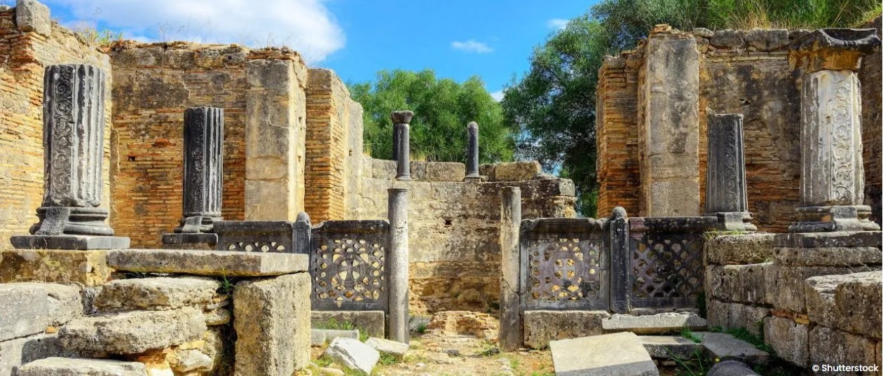 Zeus Heykeli Kalıntıları, Yunanistan