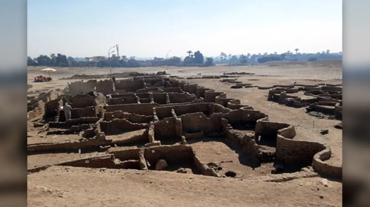 "Kayıp Altın Şehir" son 3000 yıldır Luksor'un altına gömülü kaldı.