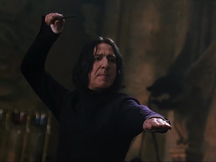 Profesör Snape de, uzun yıllar aynı iş için rekabet etti.