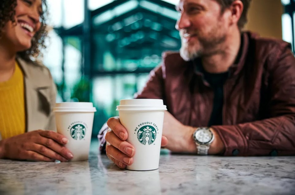 Starbucks’ın Kahvenin Kralı Olmak İçin Psikolojiyi Kullandığı 5 Dahiyane Yol